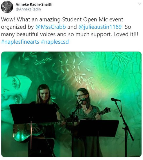 Students performing at Open Mic Night at Hollerhorn February 13